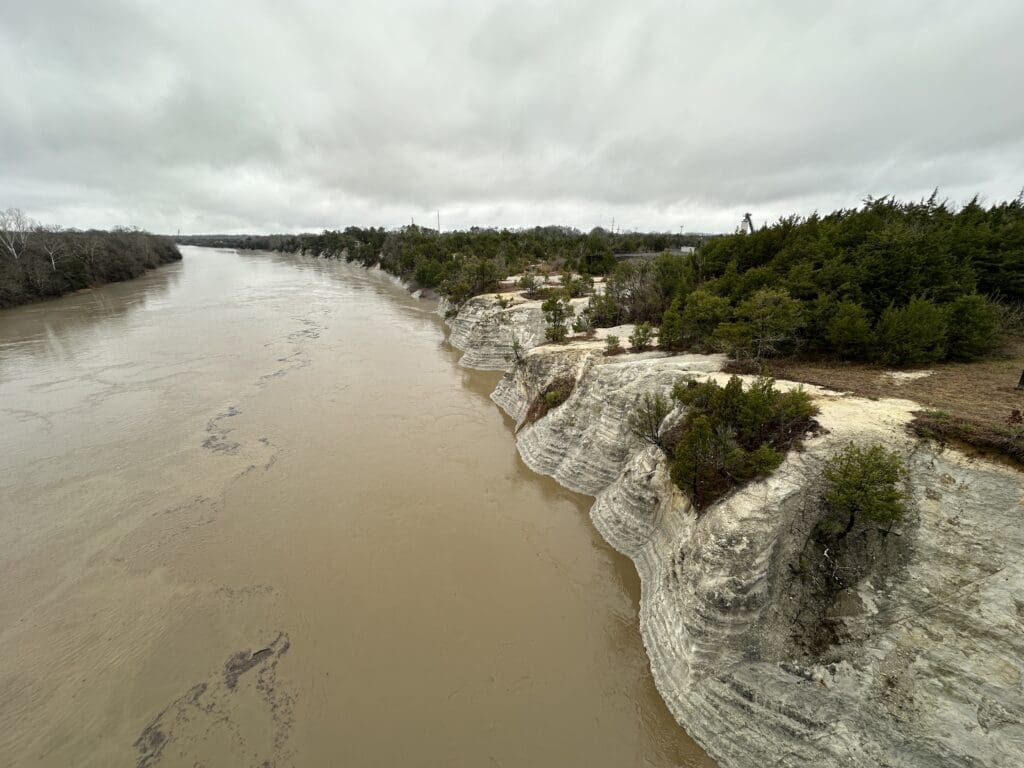 View of White Cliffs of Epes along the Tombigbee River in Alabama.
